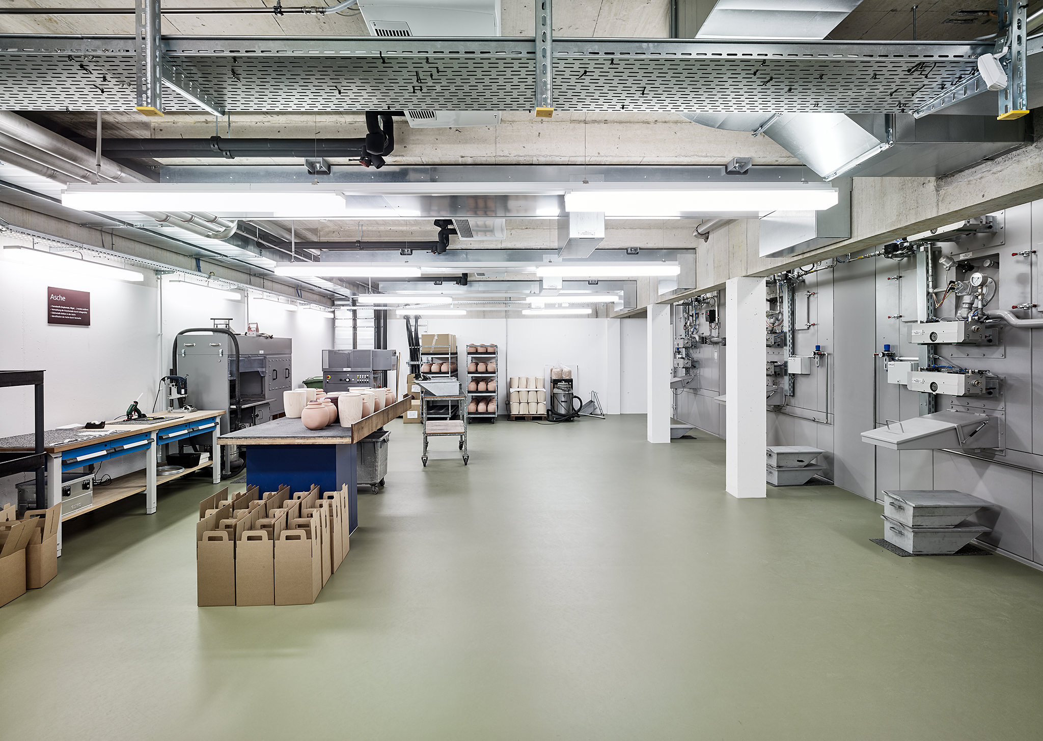 E17642 Alpa 066988p SCREEN 170825